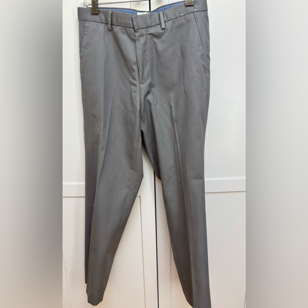 Calvin Klein Men's Charcoal Dress Pants 100% Cotton Non Iron Size 31x30 Slim